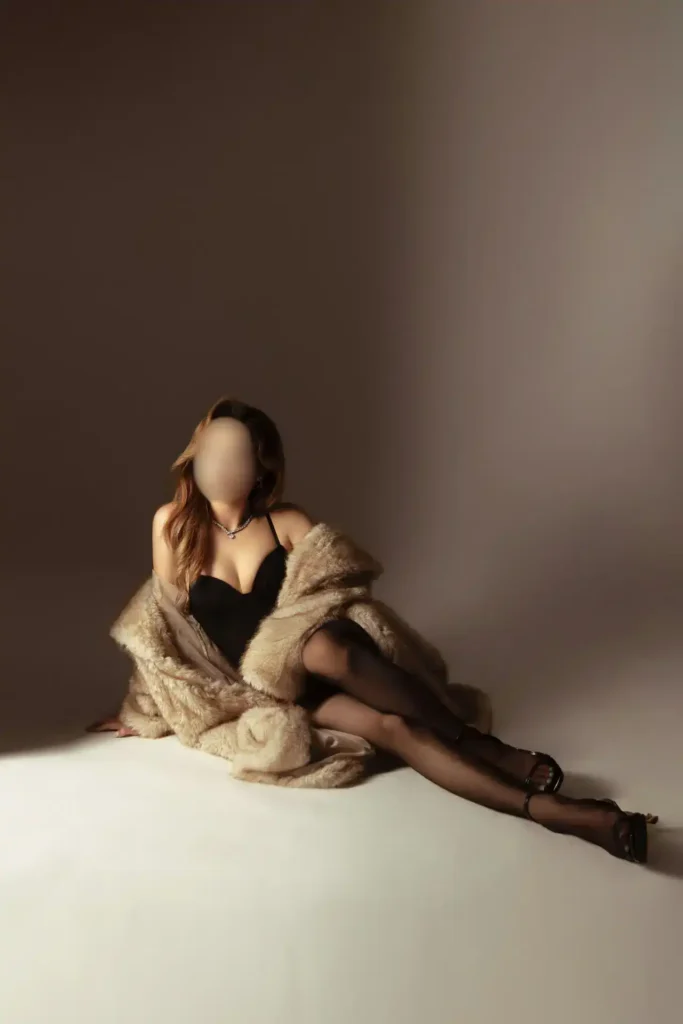 Meet Beautiful Escorts in Delhi